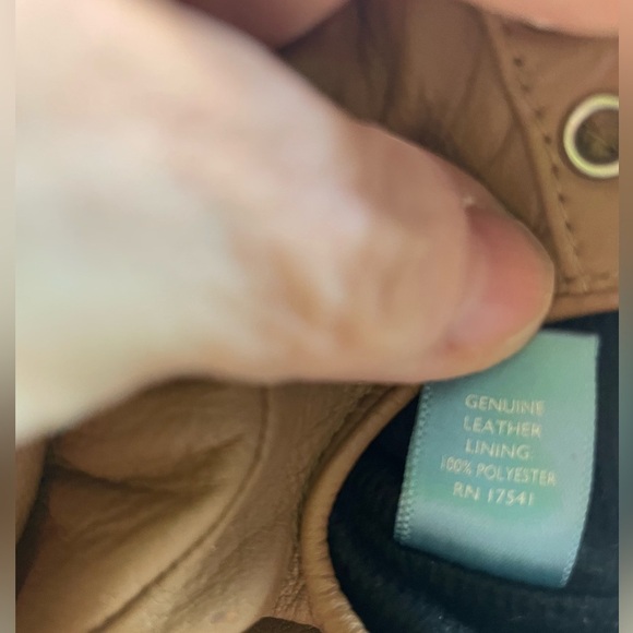 Beige Leather gloves by Nine West, lined. Grommet and buckle detail.EUC - Picture 6 of 7